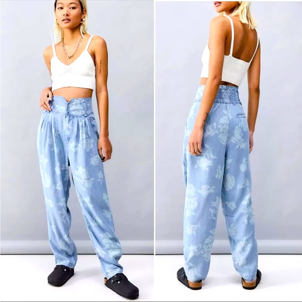 NWT Urban Outfitters Bailey Cocoon Pants High-Rise Floral Paperbag XS